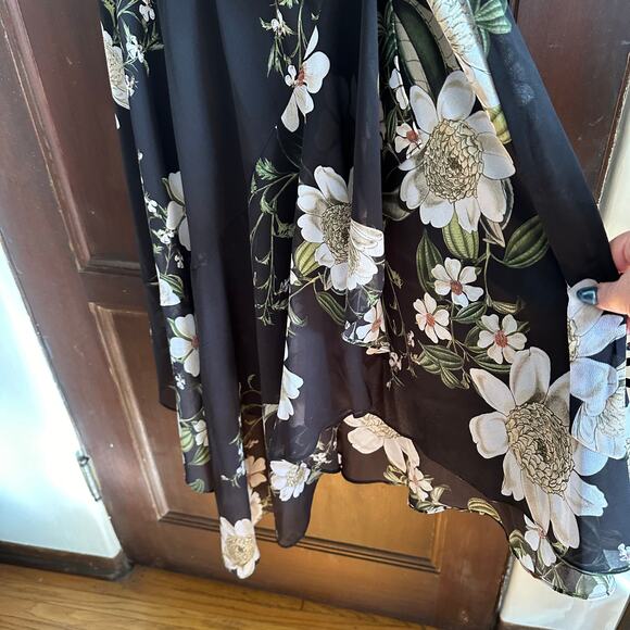 EVER NEW | Black Floral Print Wrap Dress Ruffle Sleeve Ruffle Neck | Size 12 - Picture 4 of 7